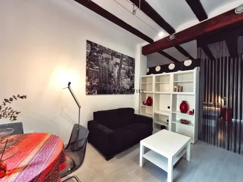 Flat 63 m² in Valencia (2/19)
