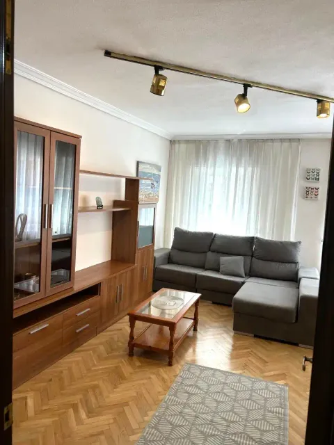 Pis de 94 m² a Gijón