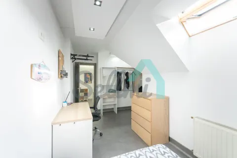 Pis de 89 m² a Oviedo