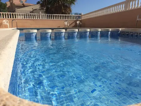 Casa de 85 m² a Oriola