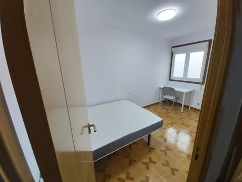 Habitació de lloguer, Sada
