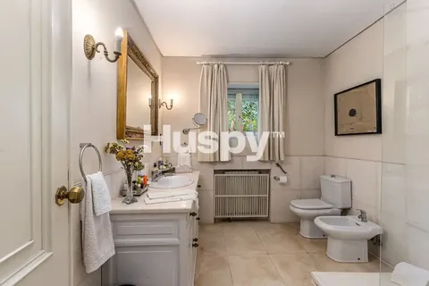 Casa de 1200 m² a Pozuelo de Alarcón