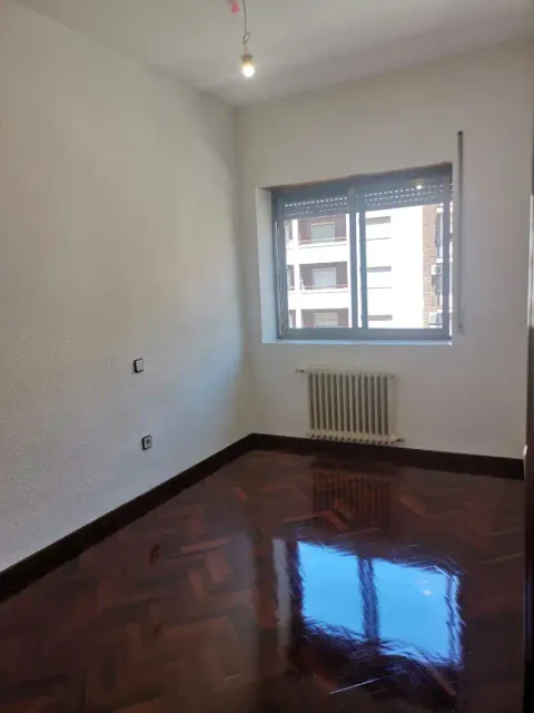 Квартира 90 м² у Саламанкі (2/21)