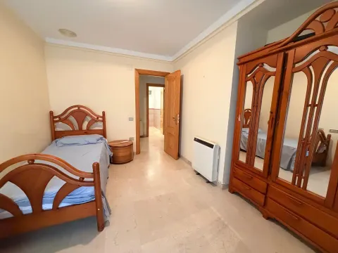 Piso de 265 m² en Albaida (2/44)