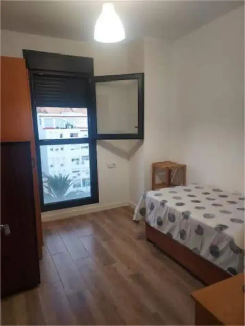 Комната в аренду, Уэльва