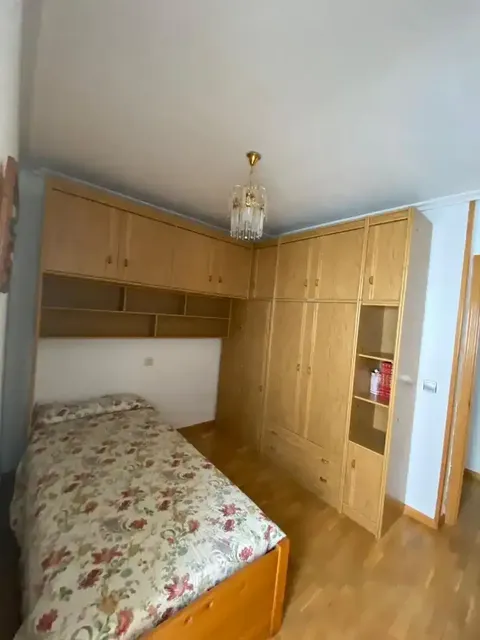 Pis de 95 m² a Àvila