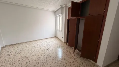 Pis de 135 m² a Almansa