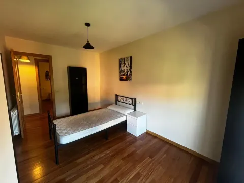 Wohnung 141 m² in Ourense
