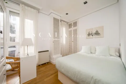 Wohnung 111 m² in Madrid