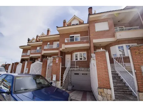 Haus 200 m² in San Andrés del Rabanedo