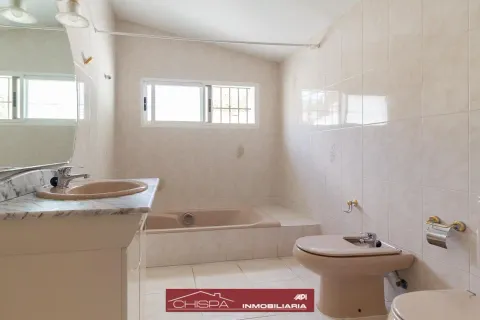 Casa de 152 m² a Nàquera