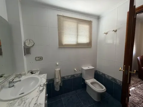 Casa de 236 m² a Rafelbunyol