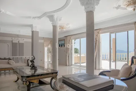 Будинок 1100 м² у Altea