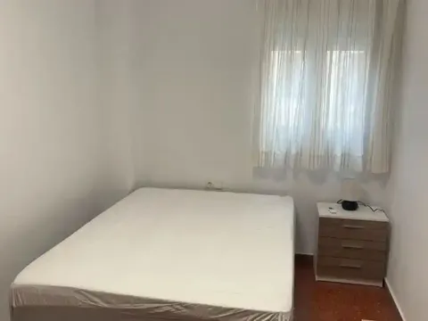 Piso de 90 m² en Almería