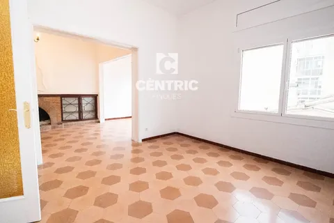 Pis de 197 m² a Terrassa