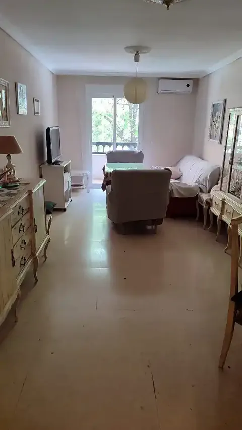 Pis de 75 m² a Còrdova