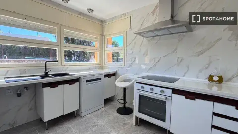 Pis de 680 m² a Valdemorillo