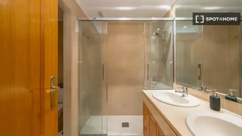 Room for rent, Madrid