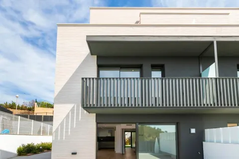 Casa de 344 m² a Tiana