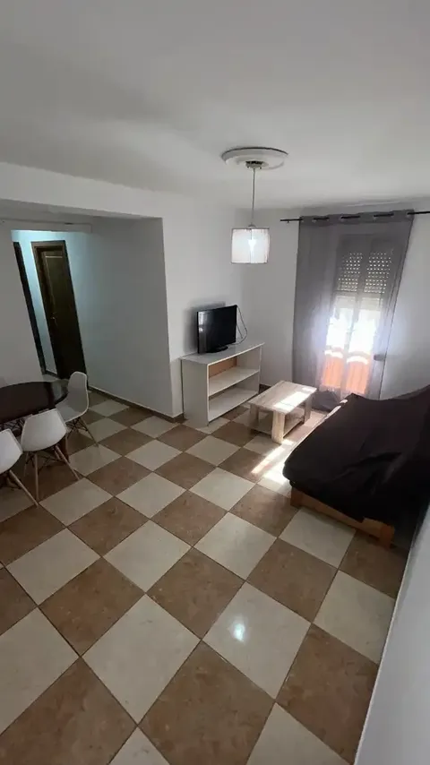 Wohnung 78 m² in Brenes