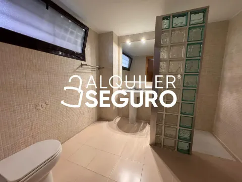 Wohnung 76 m² in Madrid
