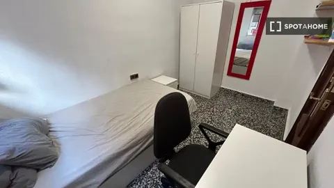 Chambre à louer, Valence