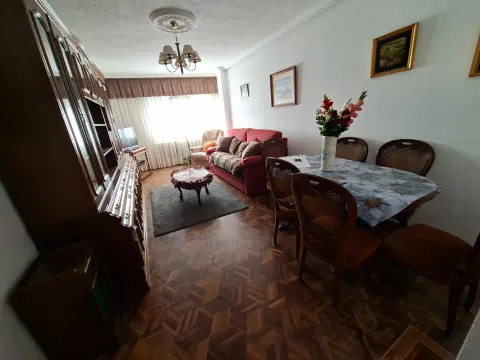 Piso de 80 m² en Avilés