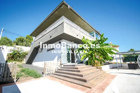 Casa de 411 m² a Torrent