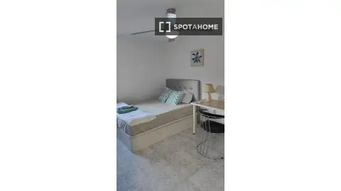 Chambre à louer, Valence