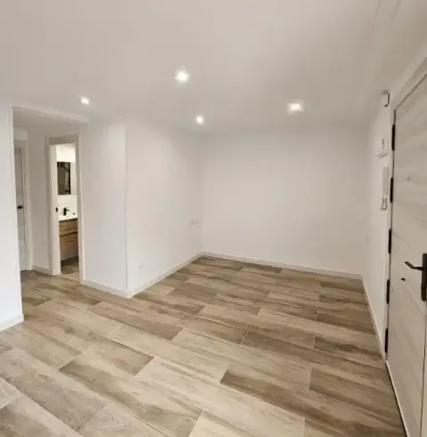 Pis de 44 m² a Riba-roja de Túria (4/10)