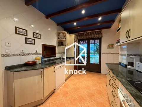 Casa 217 m² a Villaviciosa