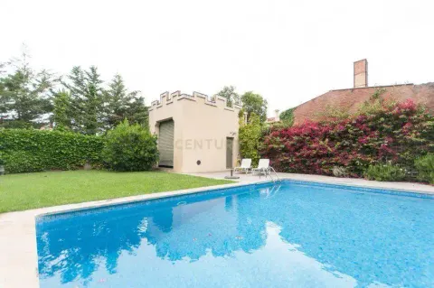 Moradia 346 m² em Sant Just Desvern (3/24)