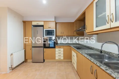 Casa de 208 m² a Almàssera