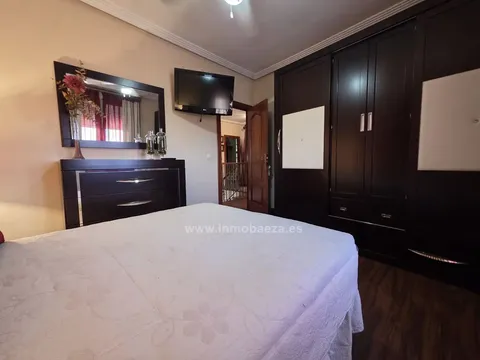 Casa de 150 m² a Baeza