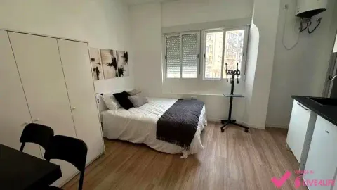Flat 30 m² in Valencia (2/3)