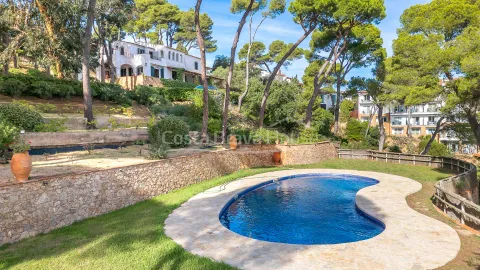 Будинок 606 м² у Palafrugell