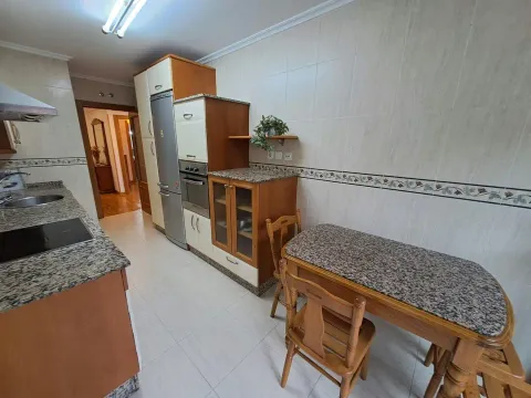Pis de 82 m² a Oviedo