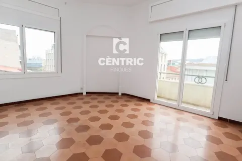 Pis de 197 m² a Terrassa