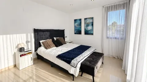 Casa de 150 m² a Oriola