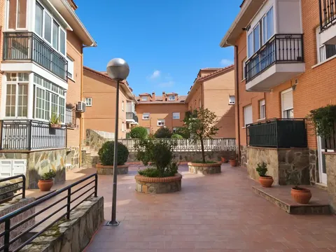 Pis de 76 m² a Brunete