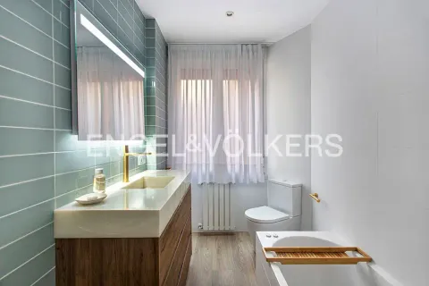Appartamento 136 m² a Gijón / Xixón