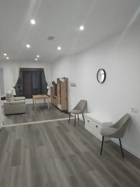 Pis de 77 m² a Còrdova