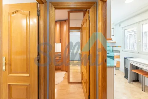 Flat 52 m² in Oviedo
