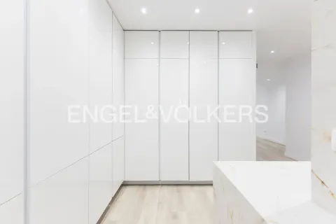Apartamento 104 m² em Madrid