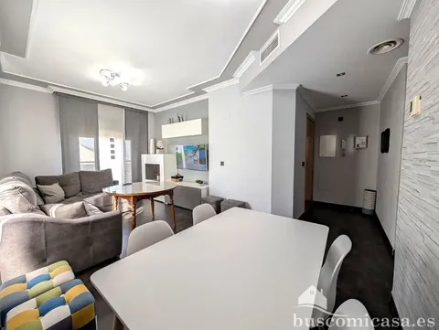Piso de 82 m² en Linares