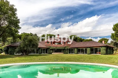 Casa 1200 m² a Pozuelo de Alarcón