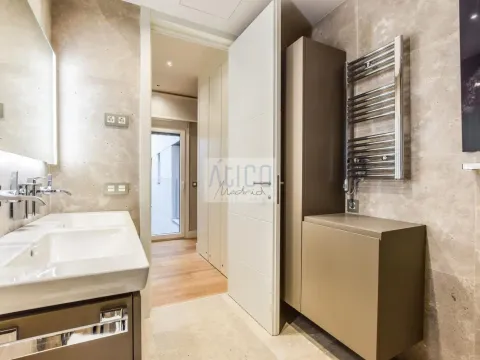 Wohnung 220 m² in Madrid