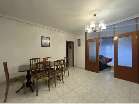 Wohnung 100 m² in Plasencia