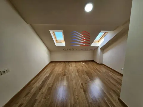 Pis de 147 m² a Ourense