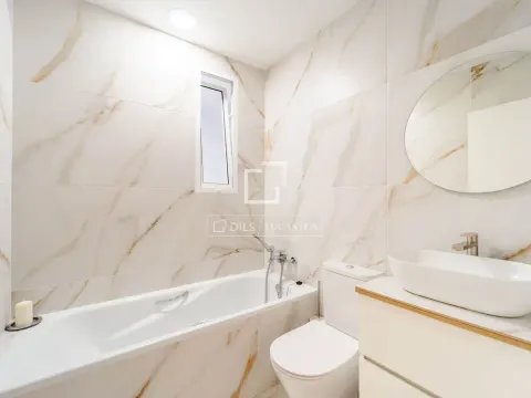 Wohnung 101 m² in Valencia